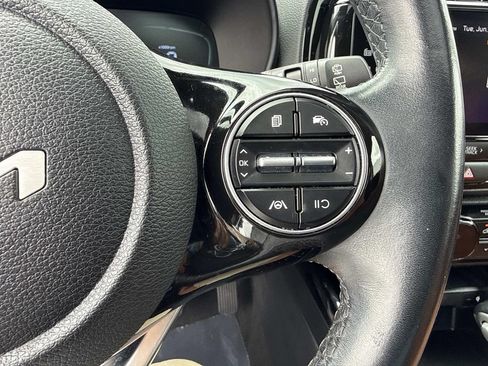 Used 2024 Kia Soul EX w/ Option Group 015 FWD image 36