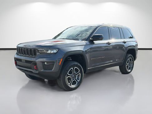 Used 2022 Jeep Grand Cherokee Trailhawk AWD/4WD image 7