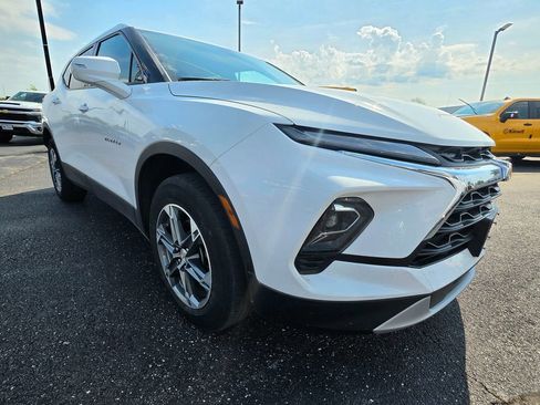Used 2023 Chevrolet Blazer LT AWD/4WD image 11