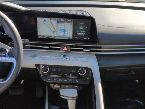 Used 2023 Hyundai Elantra Limited w/ Cargo Package image 30