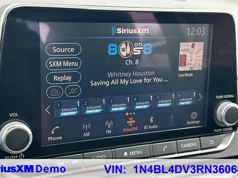 Used 2024 Nissan Altima 2.5 SV FWD image 27
