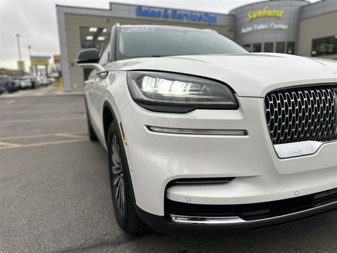 Used 2022 Lincoln Aviator Reserve w/ Equipment Group 201A image 9
