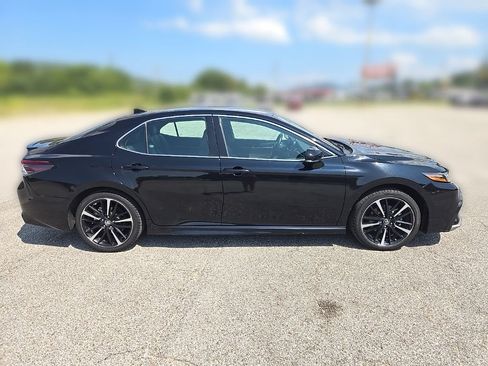 Used 2024 Toyota Camry XSE FWD image 18