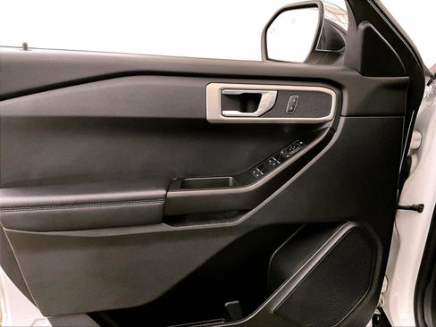 Used 2022 Ford Explorer 4WD image 22