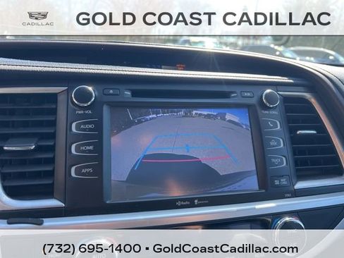 Used 2015 Toyota Highlander XLE image 21