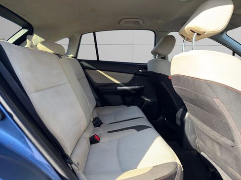 Used 2017 Subaru Crosstrek 2.0i Premium image 16