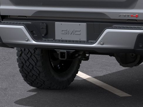 New 2026 GMC Canyon AT4 AWD/4WD image 14