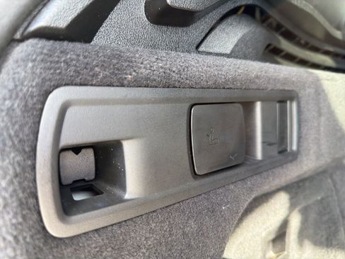 Used 2021 BMW X5 xDrive40i w/ Convenience Package image 35