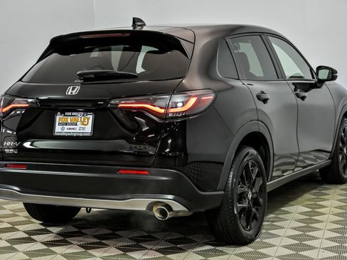 Used 2024 Honda HR-V Sport image 8