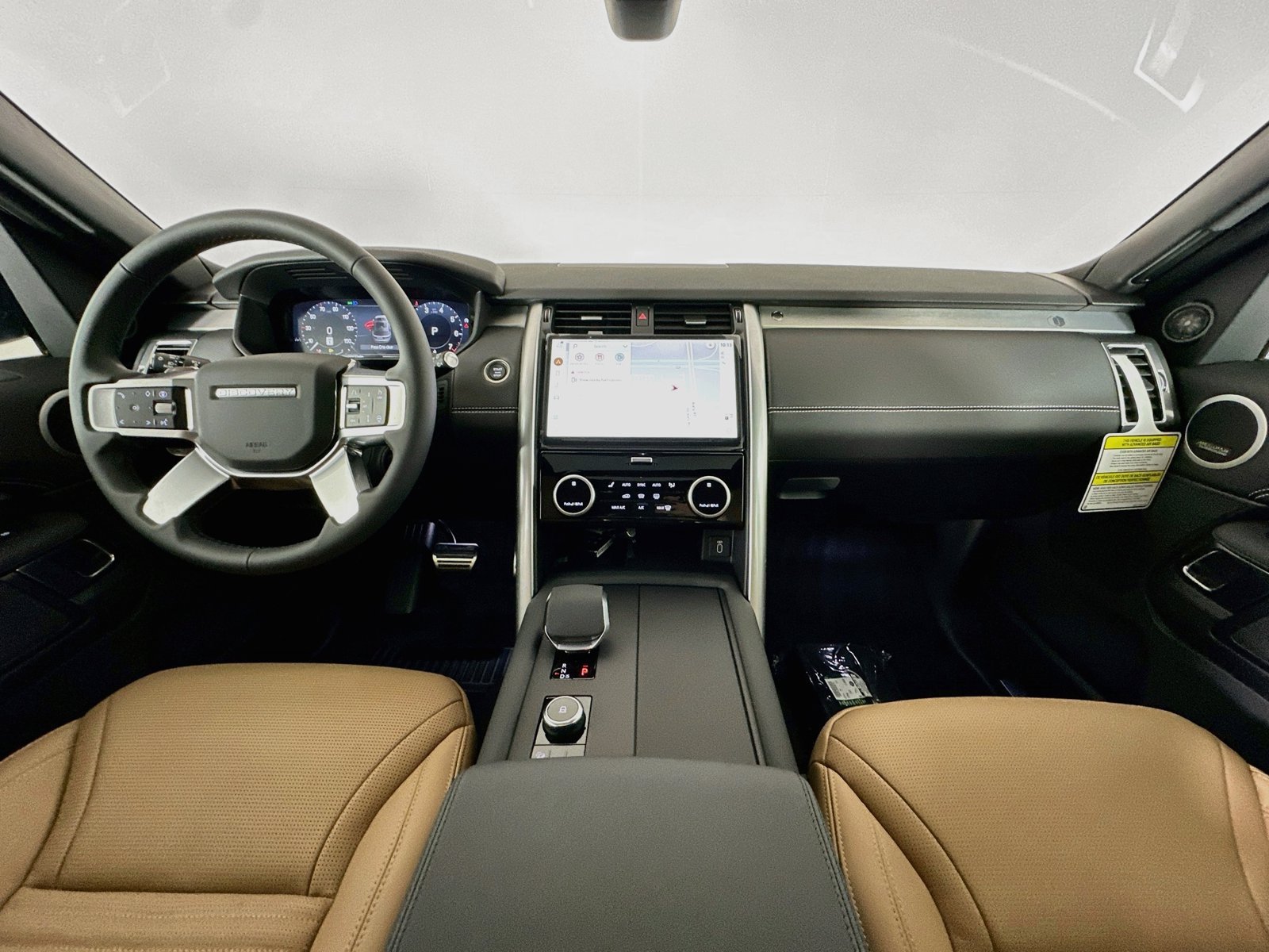 New 2026 Land Rover Discovery Limited Edition AWD/4WD image 14