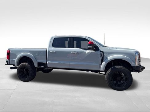 Used 2025 Ford F250 Lariat w/ Lariat Ultimate Package AWD/4WD image 9