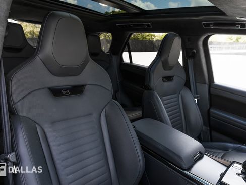 Used 2024 Land Rover Range Rover Sport image 42