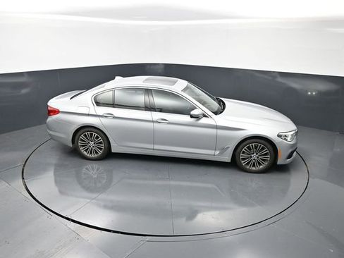 Used 2019 BMW 530i xDrive AWD/4WD image 20