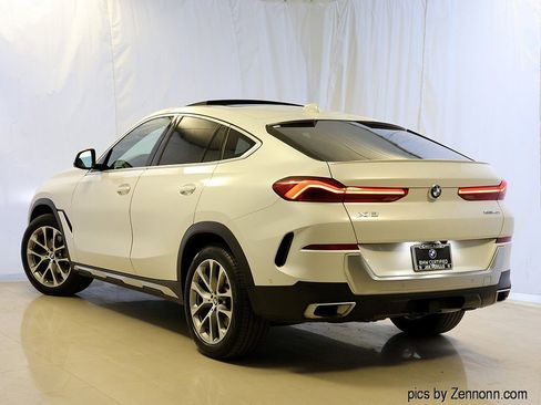 Certified 2023 BMW X6 xDrive40i w/ Premium Package image 9