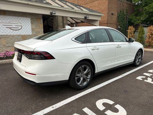Used 2024 Honda Accord EX image 7