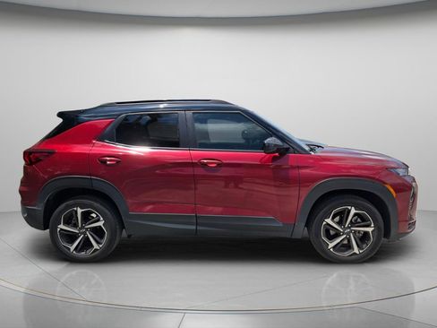 Used 2022 Chevrolet TrailBlazer RS FWD image 5