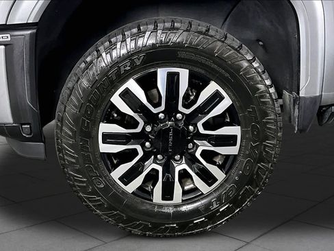 Certified 2025 GMC Sierra 2500 Denali Ultimate w/ Max Trailering Package AWD/4WD image 11