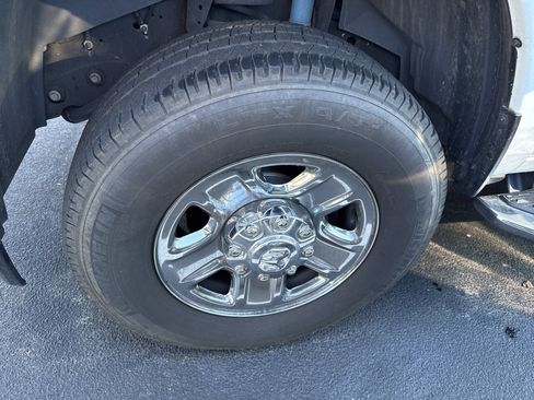 Used 2022 RAM 2500 Tradesman image 11