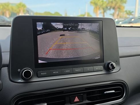 Used 2022 Hyundai Kona SEL FWD image 23