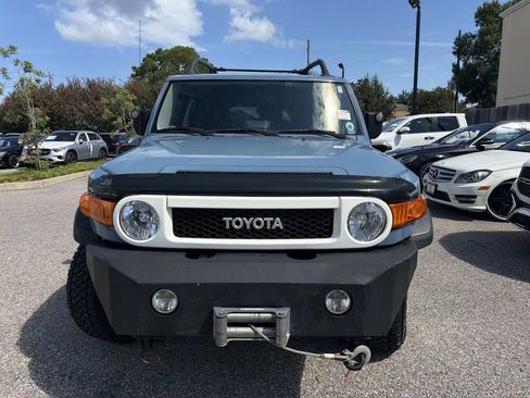 Used 2014 Toyota FJ Cruiser 4WD w/ Trail Teams Ultimate Edition image 2