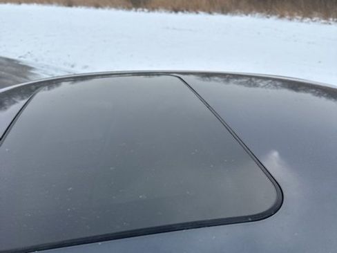 Used 2013 Lincoln MKZ image 6