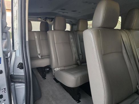 Used 2019 Nissan NV 3500 SL RWD image 16