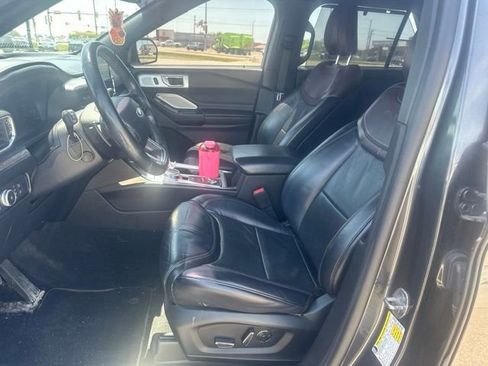 Used 2020 Ford Explorer Platinum w/ Premium Technology Package AWD/4WD image 6