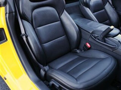 Used 2012 Chevrolet Corvette Coupe RWD image 22