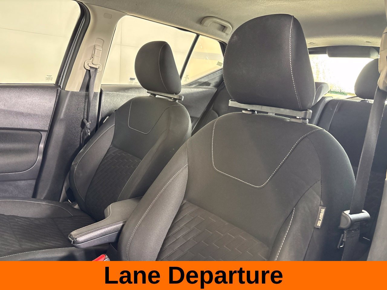Used 2021 Nissan Kicks S FWD image 11