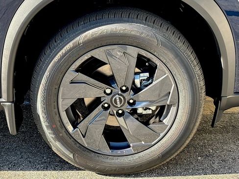 New 2026 Nissan Rogue SV w/ Cold Weather Package image 25