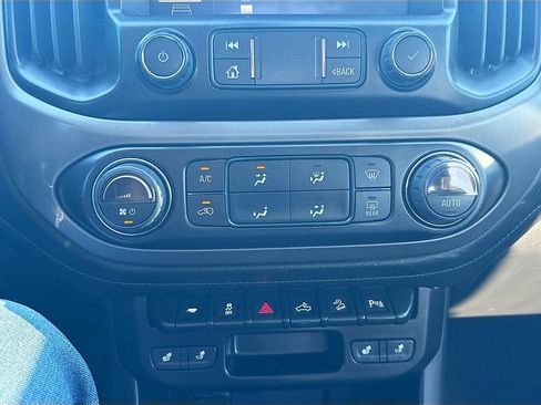 Used 2022 GMC Canyon AT4 w/ Trailering Package AWD/4WD image 16