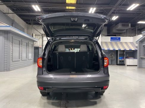 Used 2020 Honda Pilot LX image 9