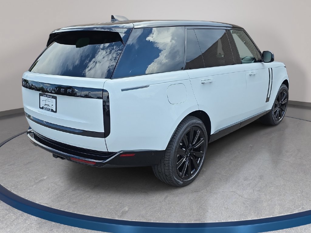 New 2026 Land Rover Range Rover Long Wheelbase SE AWD/4WD image 5