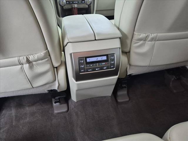 Used 2014 Lexus GX 460 Luxury AWD/4WD image 19