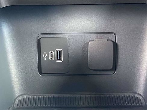 New 2026 Ford Explorer Active w/ Active Comfort Package AWD/4WD image 11