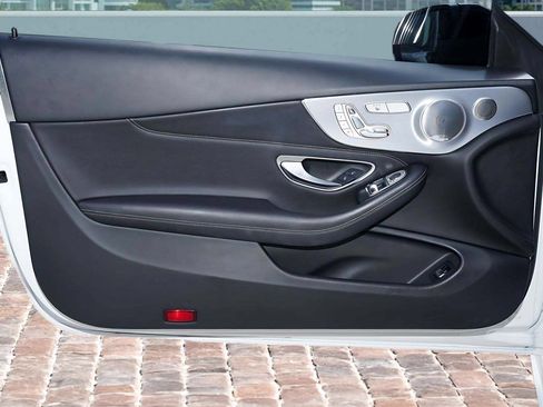 Used 2019 Mercedes-Benz C 300 Coupe image 11