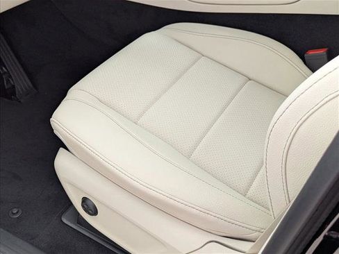 New 2026 Mercedes-Benz GLE 450 4MATIC image 4