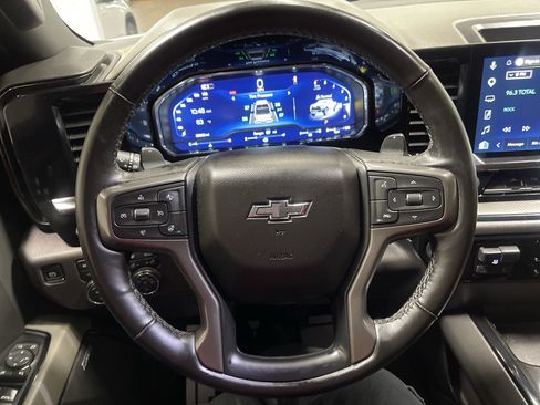 Used 2025 Chevrolet Silverado 1500 ZR2 w/ Technology Package AWD/4WD image 30