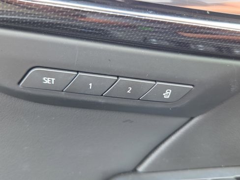 Used 2023 Buick Envision Essence image 32