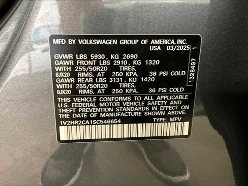 New 2025 Volkswagen Atlas SE image 34