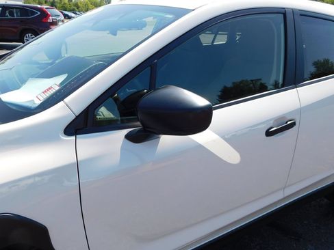 Used 2025 Subaru Crosstrek 2.0i AWD/4WD image 11