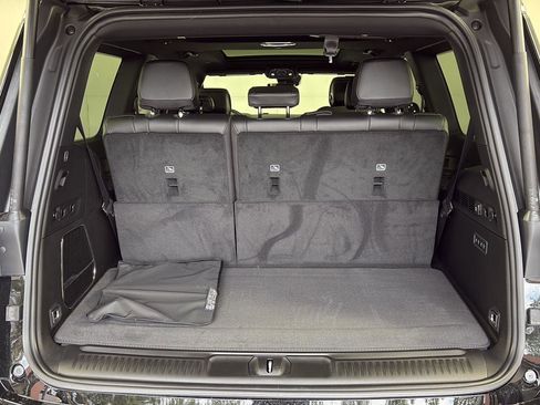 New 2026 Jeep Grand Wagoneer 4WD w/ Premium Group I image 7