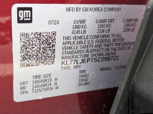 Used 2025 Chevrolet Trax RS w/ Driver Confidence Package FWD image 27