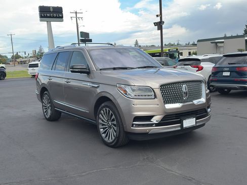 Used 2019 Lincoln Navigator Reserve AWD/4WD image 1