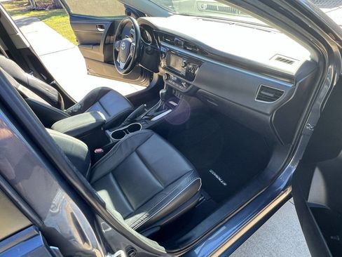 Used 2016 Toyota Corolla S Premium image 16