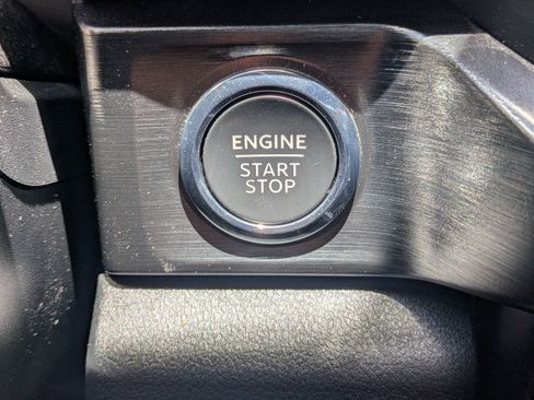 Used 2023 Ford F350 Lariat w/ Chrome Package AWD/4WD image 28