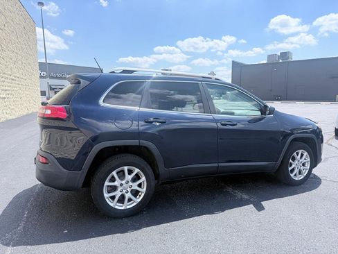 Used 2014 Jeep Cherokee Latitude w/ Trailer Tow Group AWD/4WD image 6