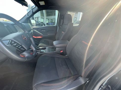 Used 2023 Nissan Frontier PRO-4X w/ Pro Convenience Package image 19