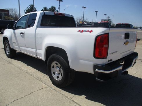 Used 2016 Chevrolet Colorado W/T AWD/4WD image 4