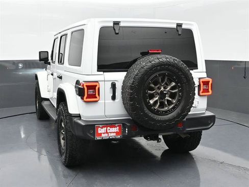 Used 2021 Jeep Wrangler Unlimited Sahara AWD/4WD image 4